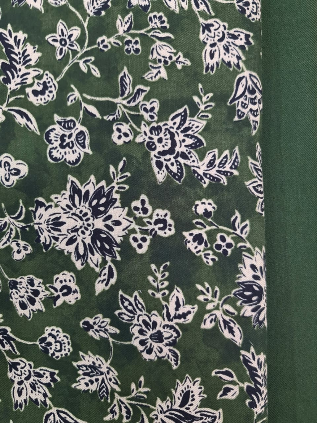 Dark Green Cottswool Matching Printed 2-Piece Suit Set